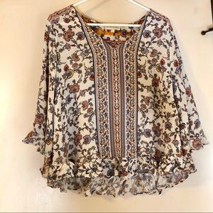 Cure Floral/Paisley Top
